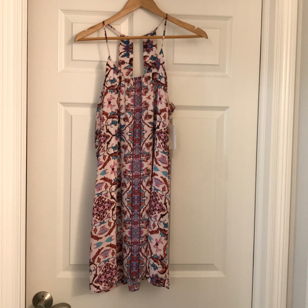 Short Dress SIZE MEDIUM